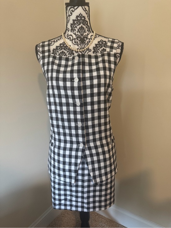 Express Dresses & Skirts - Express Black and White Gingham Button-Front Skirt